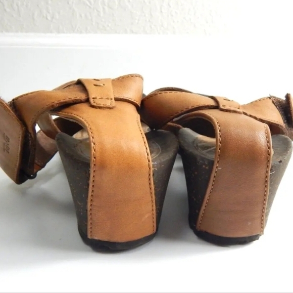 Teva Cabrillo Cross Strap Wedge Sandals - Picture 8 of 8